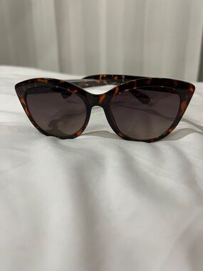 KENNETH COLE REACTION Women’s sunglasses KC 52F TS 53/17  Cat Eye